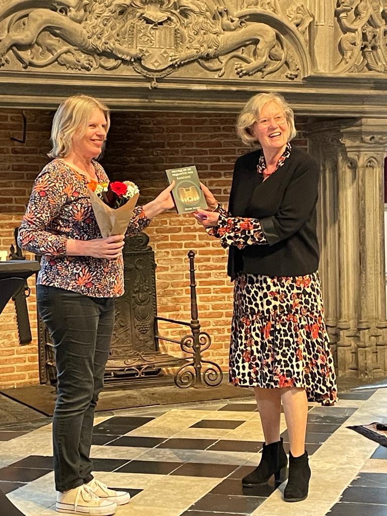 Desirée Tonino-Schrijfster van ‘Moord op de Brabantse Wal’